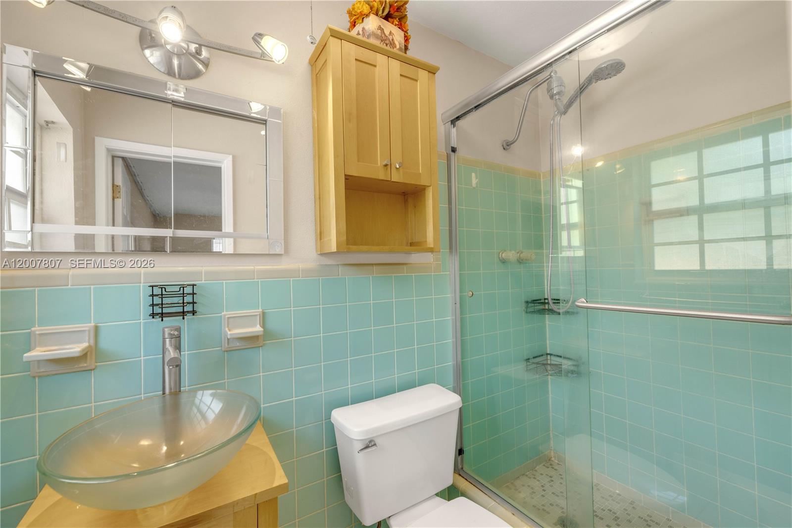 4051 NE 17th Ter Pompano Beach, FL 33064