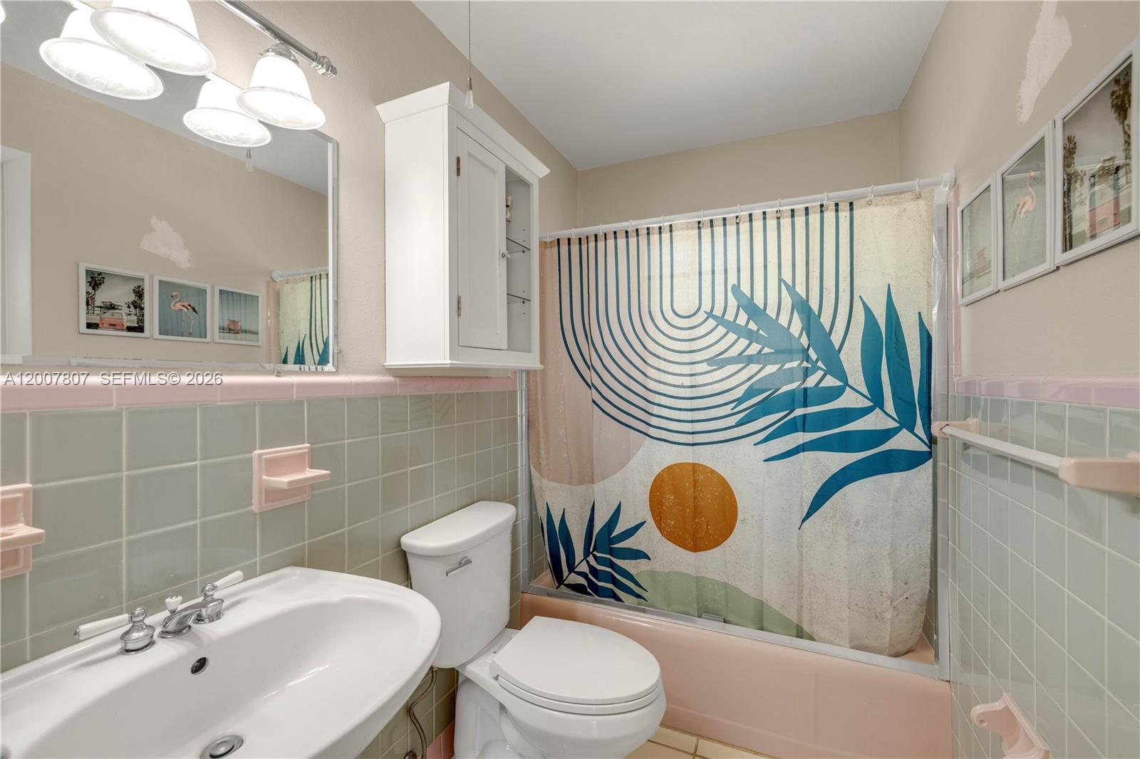 4051 NE 17th Ter Pompano Beach, FL 33064