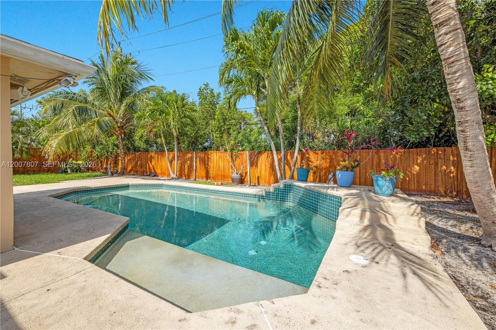 4051 NE 17th Ter Pompano Beach, FL 33064