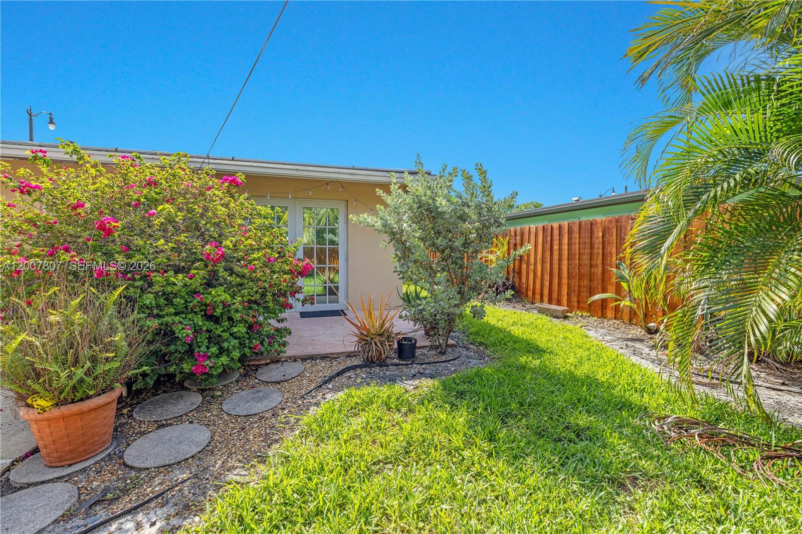 4051 NE 17th Ter Pompano Beach, FL 33064