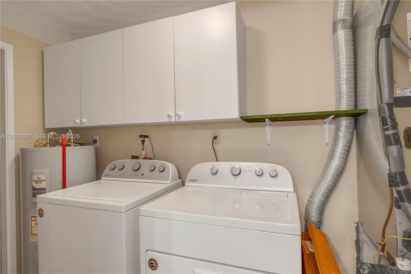 4051 NE 17th Ter Pompano Beach, FL 33064