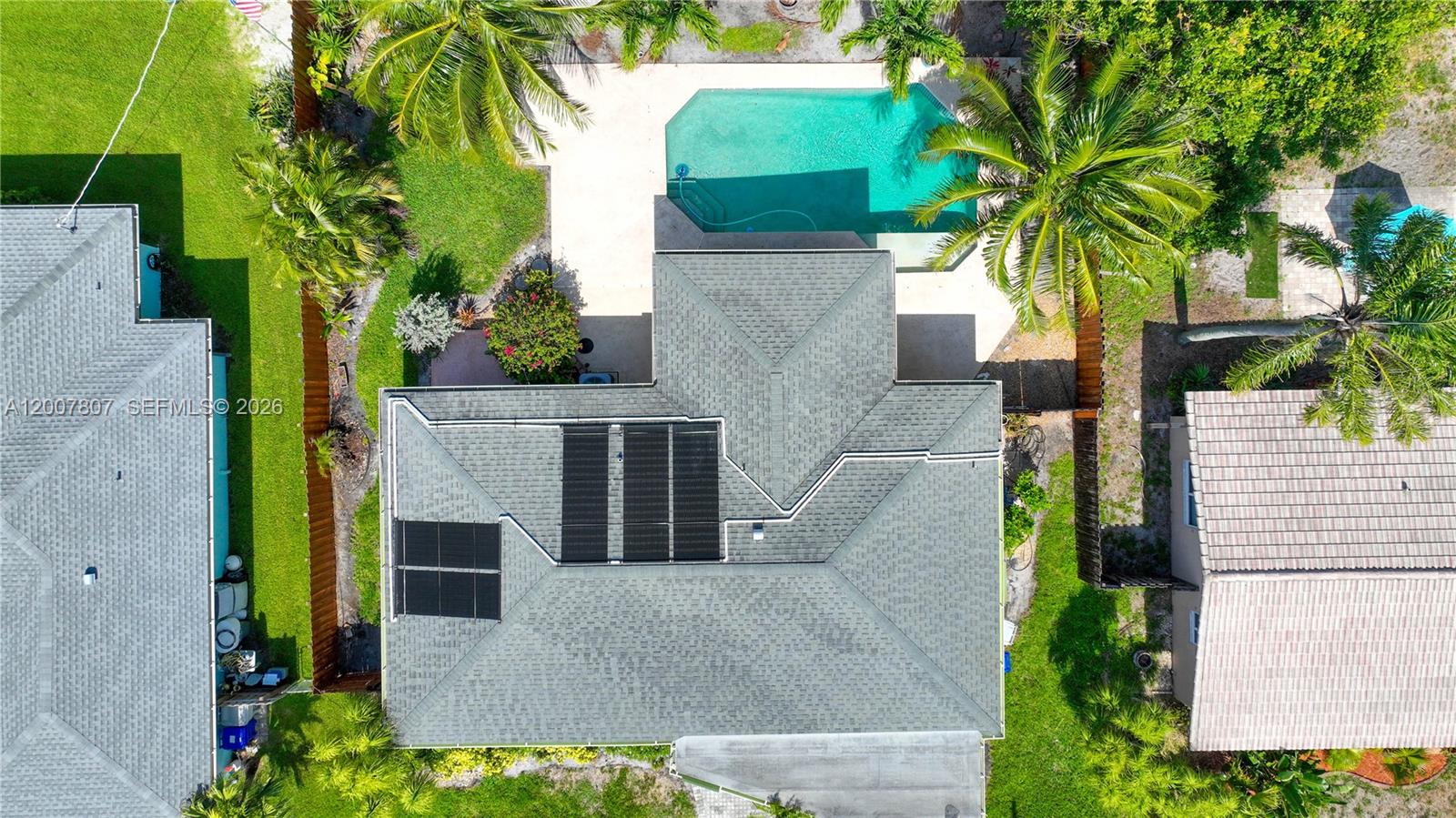 4051 NE 17th Ter Pompano Beach, FL 33064