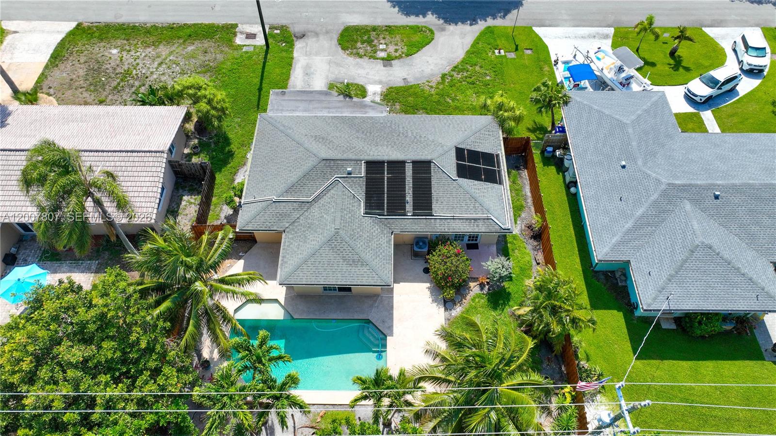 4051 NE 17th Ter Pompano Beach, FL 33064