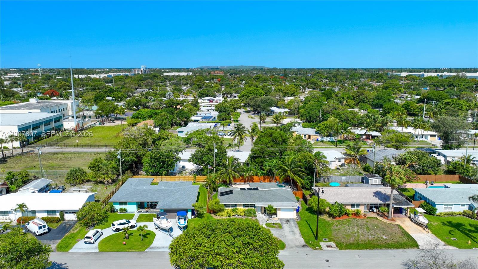 4051 NE 17th Ter Pompano Beach, FL 33064