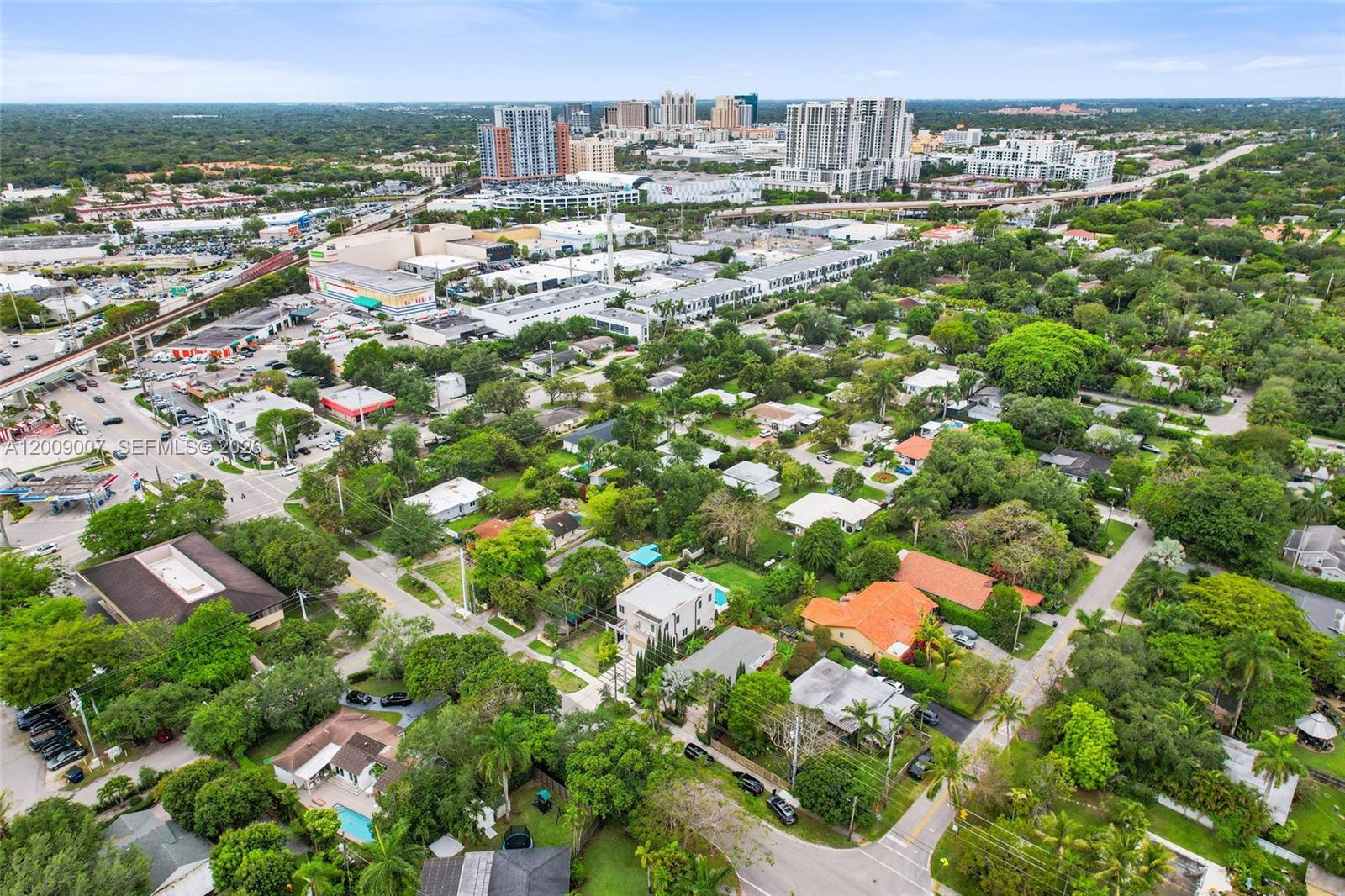 7840 SW 67th Ave South Miami, FL 33143