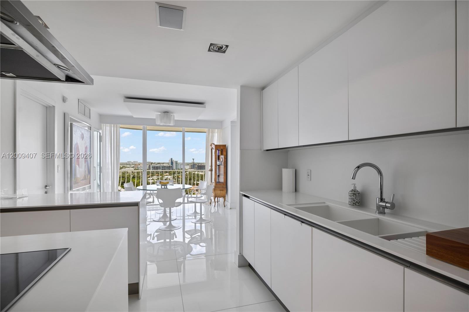 10155 Collins Ave #1210 Bal Harbour, FL 33154