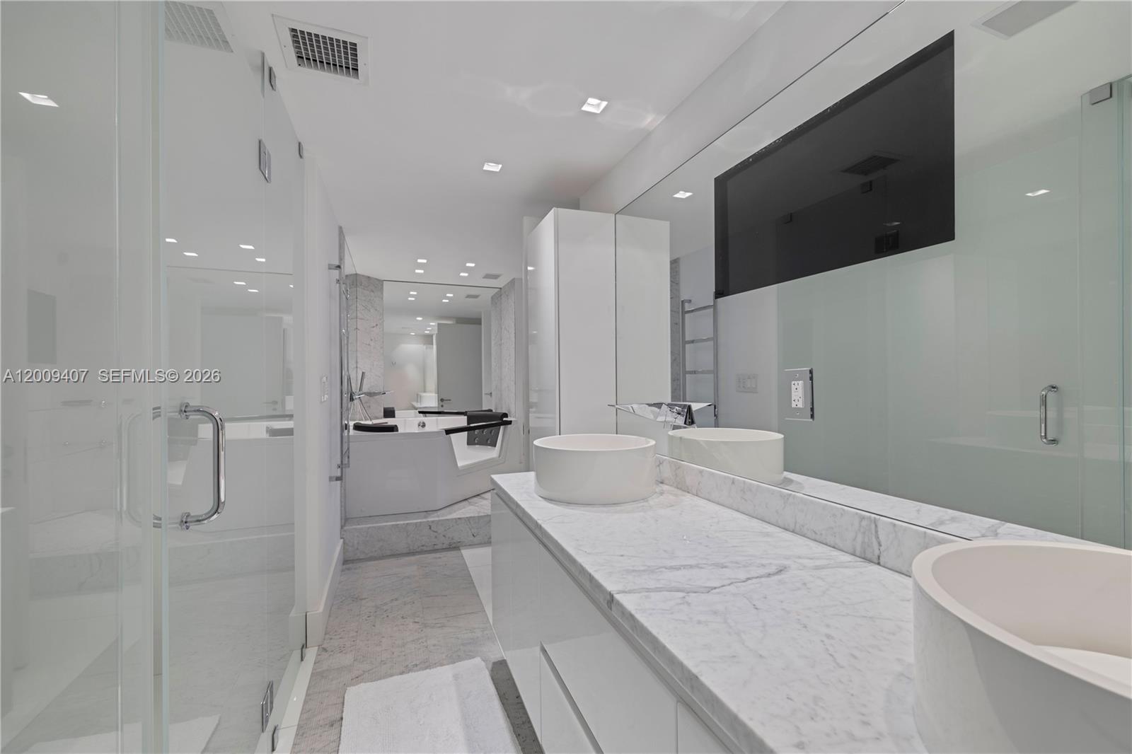 10155 Collins Ave #1210 Bal Harbour, FL 33154