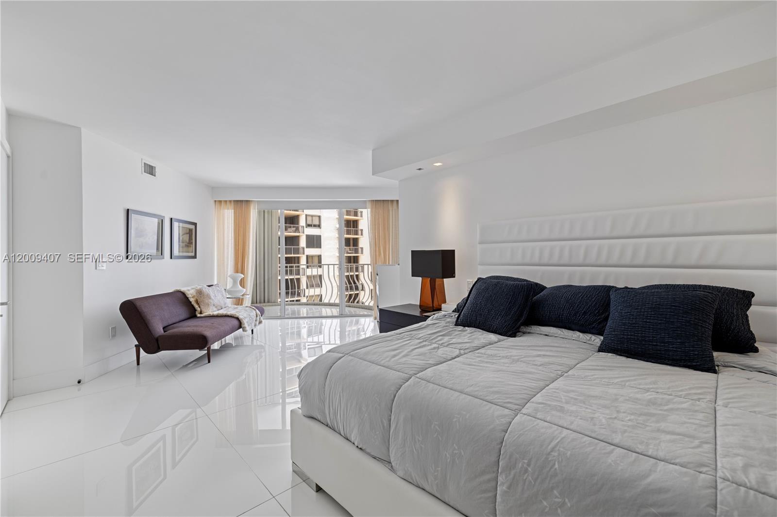 10155 Collins Ave #1210 Bal Harbour, FL 33154
