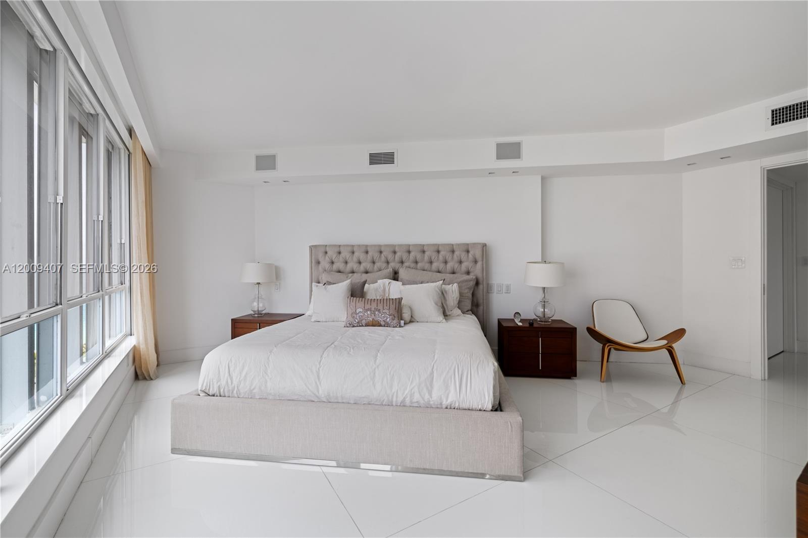 10155 Collins Ave #1210 Bal Harbour, FL 33154