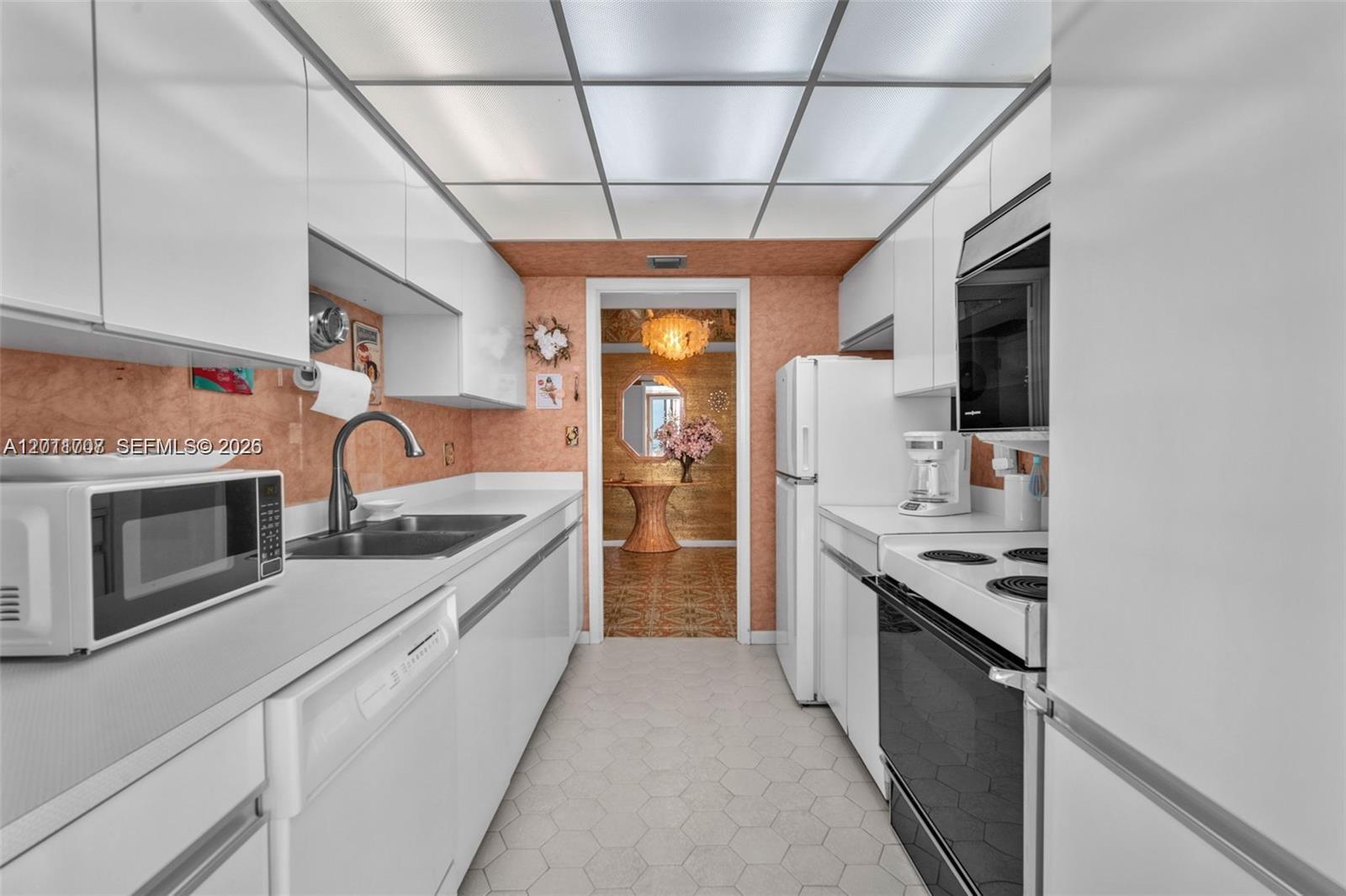 5510 N Ocean Dr #19B Singer Island, FL 33404