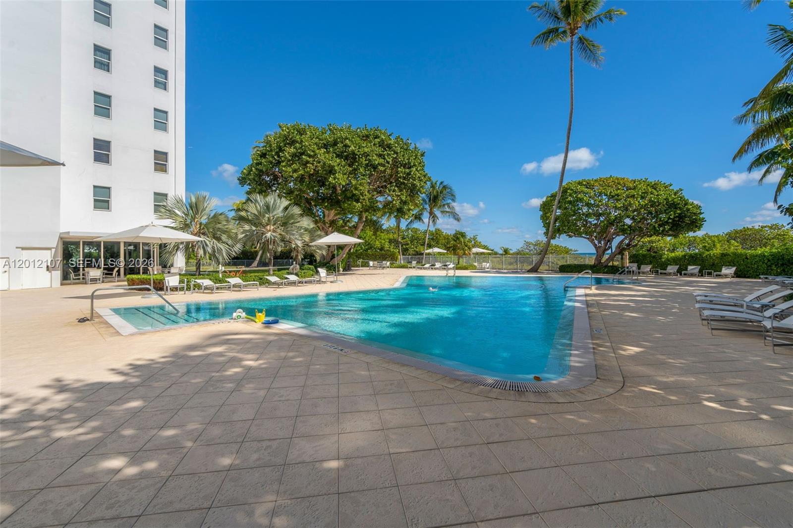 200 Ocean Ln Dr #407 Key Biscayne, FL 33149
