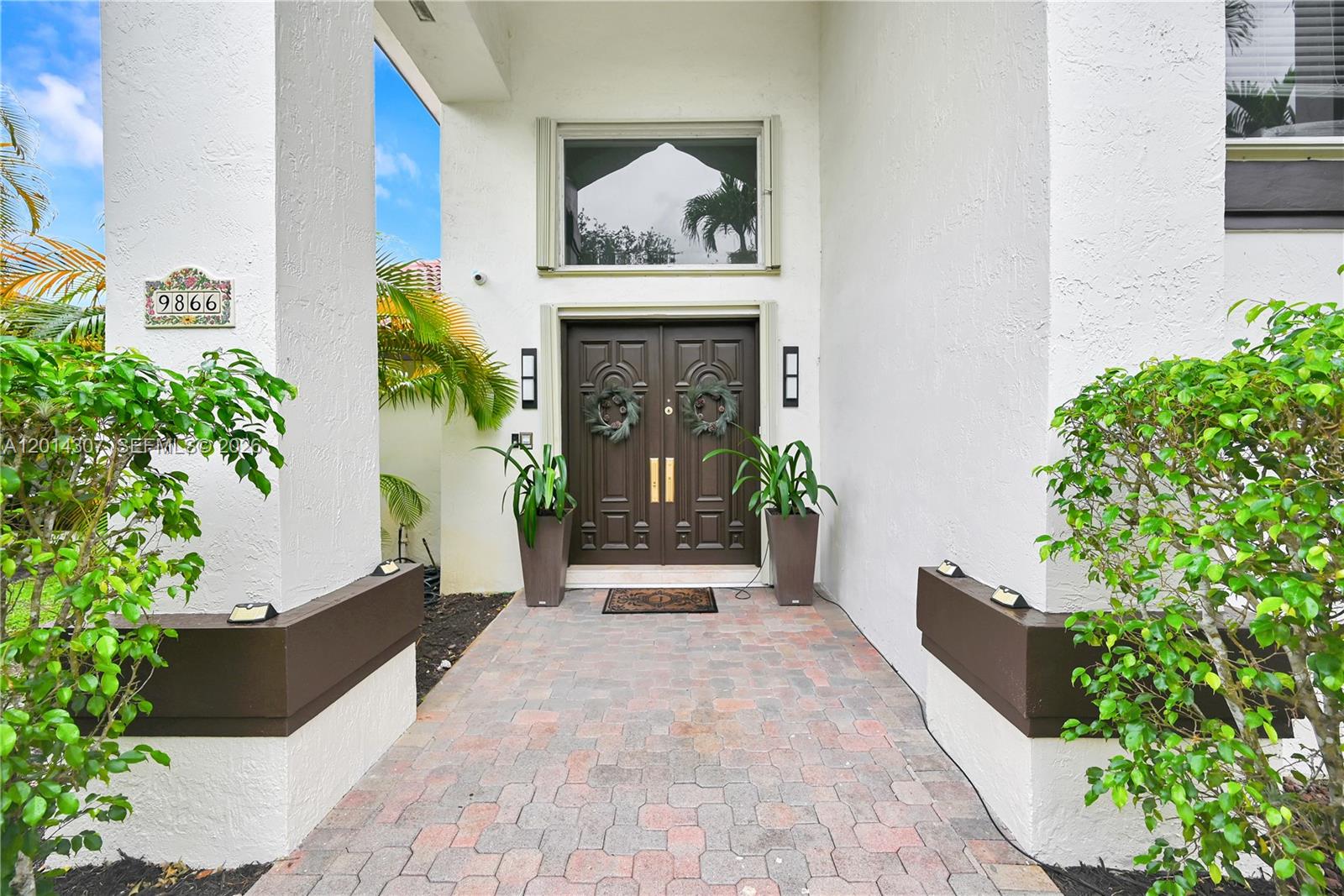 9866 SW 111th Ter Miami, FL 33176