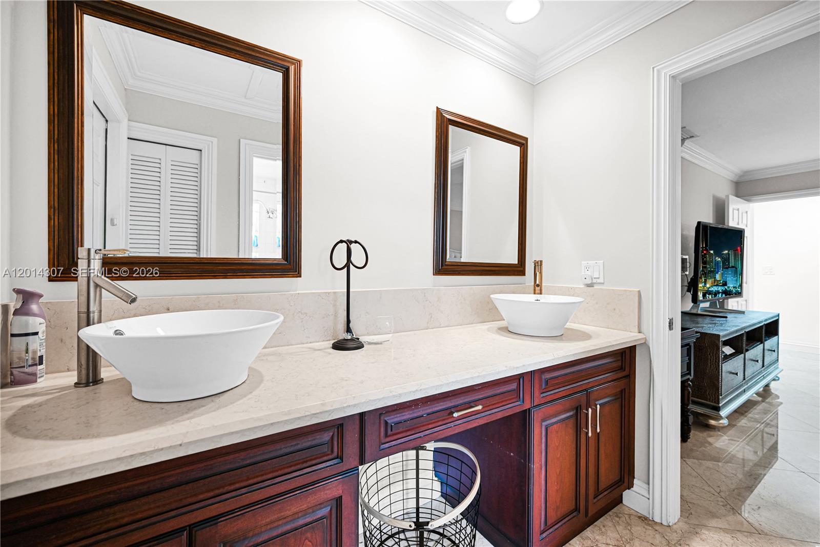 9866 SW 111th Ter Miami, FL 33176