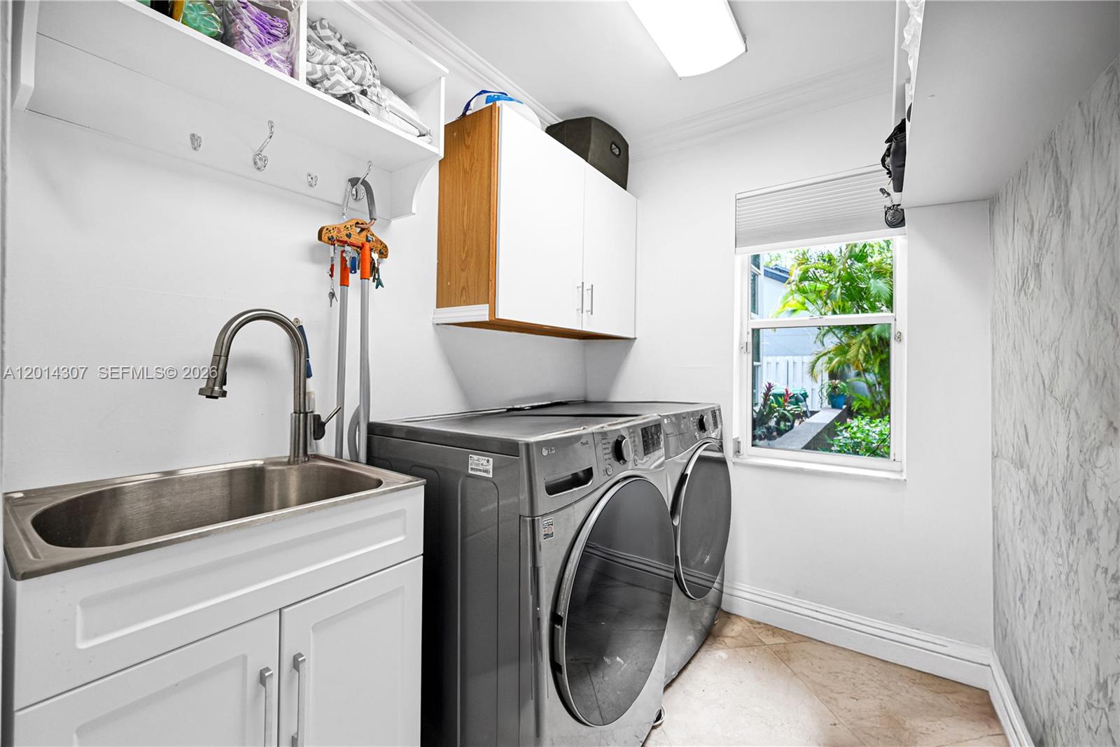 9866 SW 111th Ter Miami, FL 33176