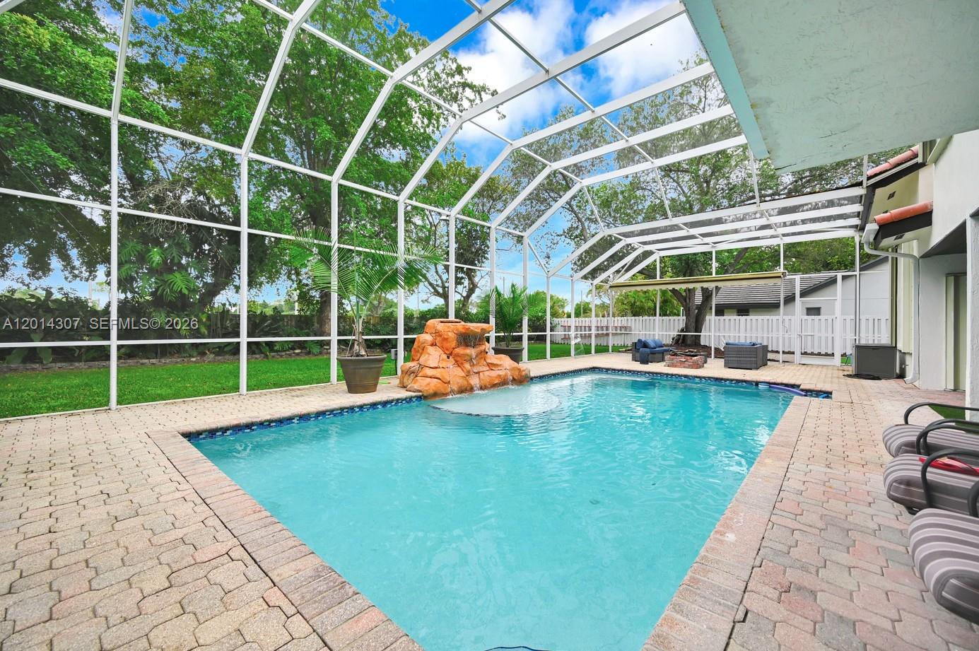 9866 SW 111th Ter Miami, FL 33176
