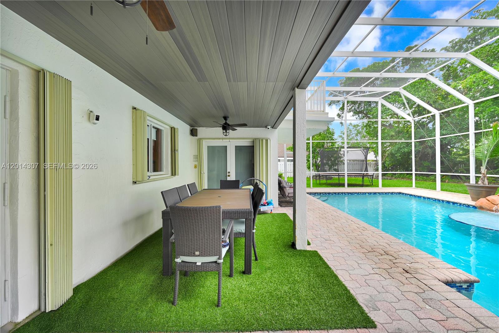 9866 SW 111th Ter Miami, FL 33176