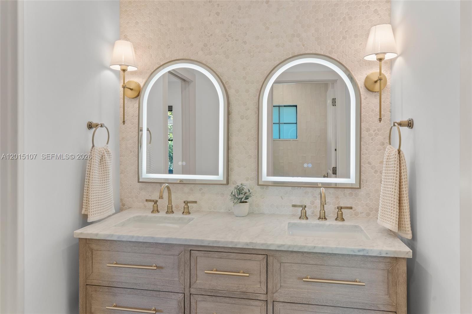16889 SW 73rd Ct Palmetto Bay, FL 33157