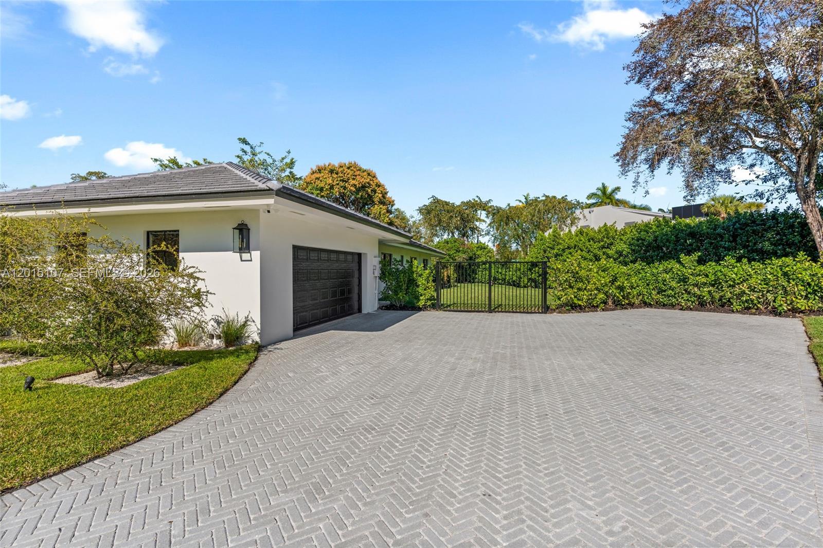 16889 SW 73rd Ct Palmetto Bay, FL 33157