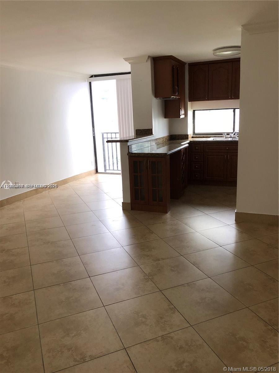16909 N Bay Rd #711