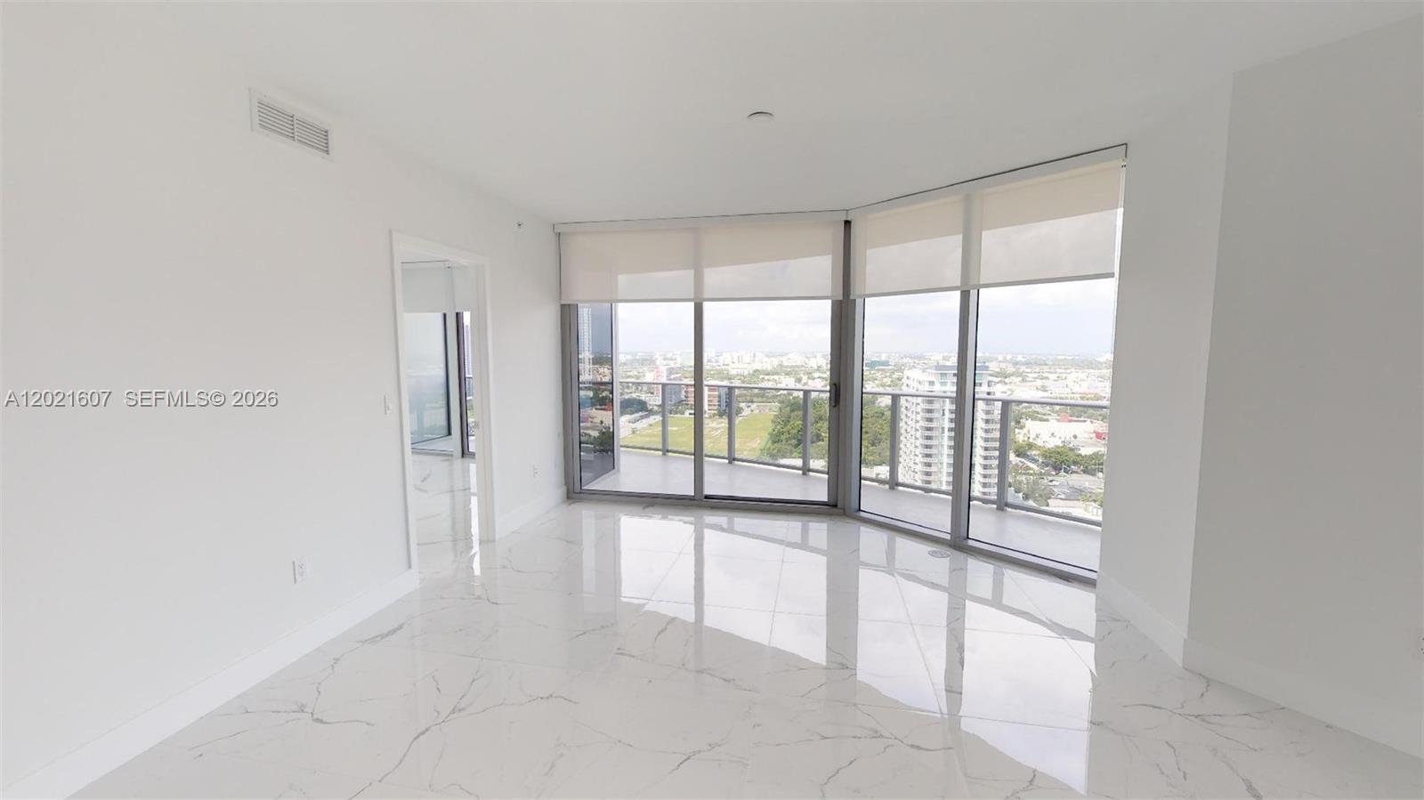 488 NE 18th St #2401 Miami, FL 33132