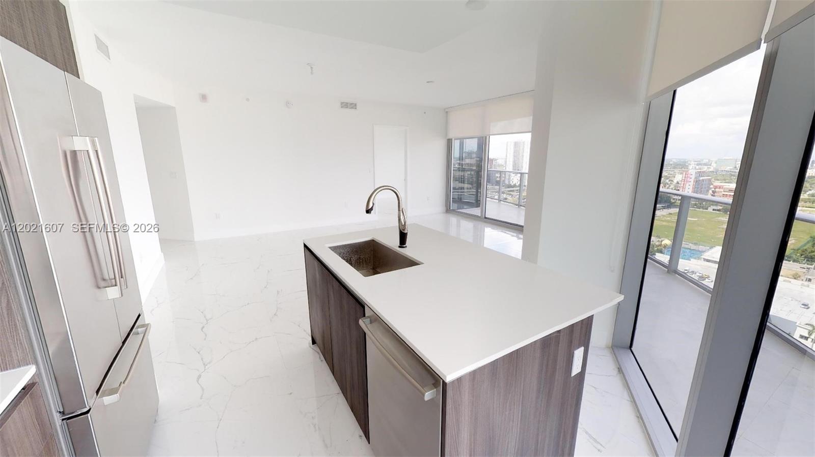 488 NE 18th St #2401 Miami, FL 33132