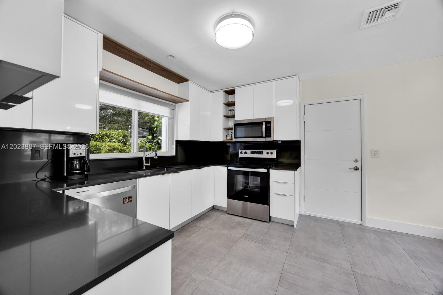6610 Santona St Coral Gables, FL 33146
