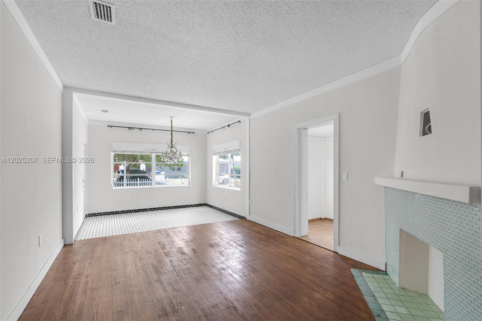 1811 SW 17th Ter Miami, FL 33145