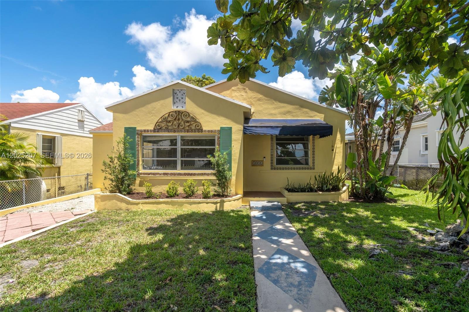 1811 SW 17th Ter Miami, FL 33145