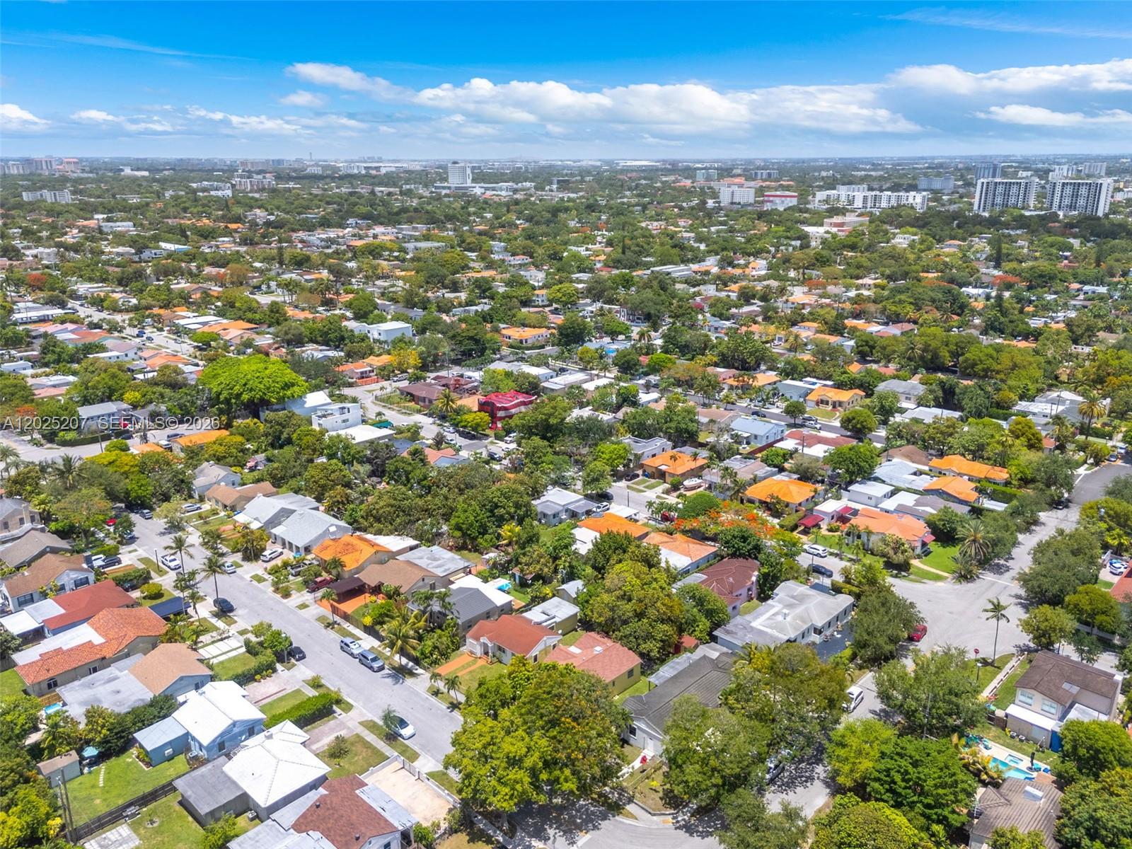 1811 SW 17th Ter Miami, FL 33145