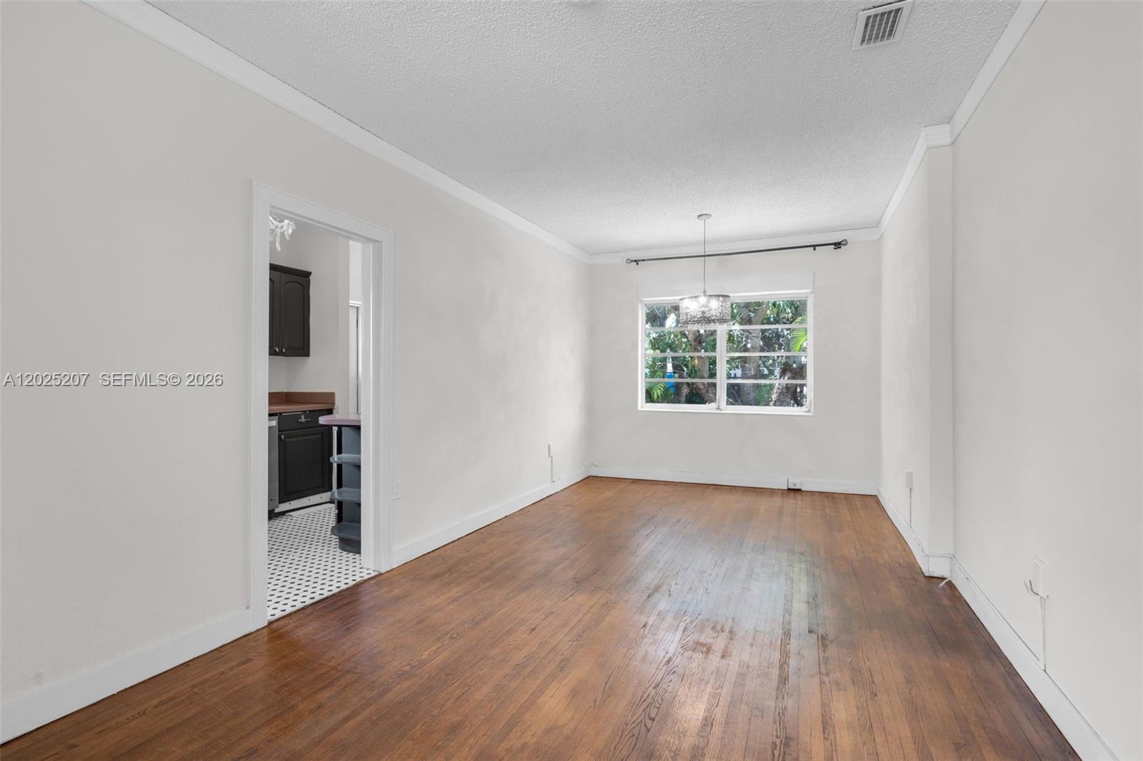 1811 SW 17th Ter Miami, FL 33145