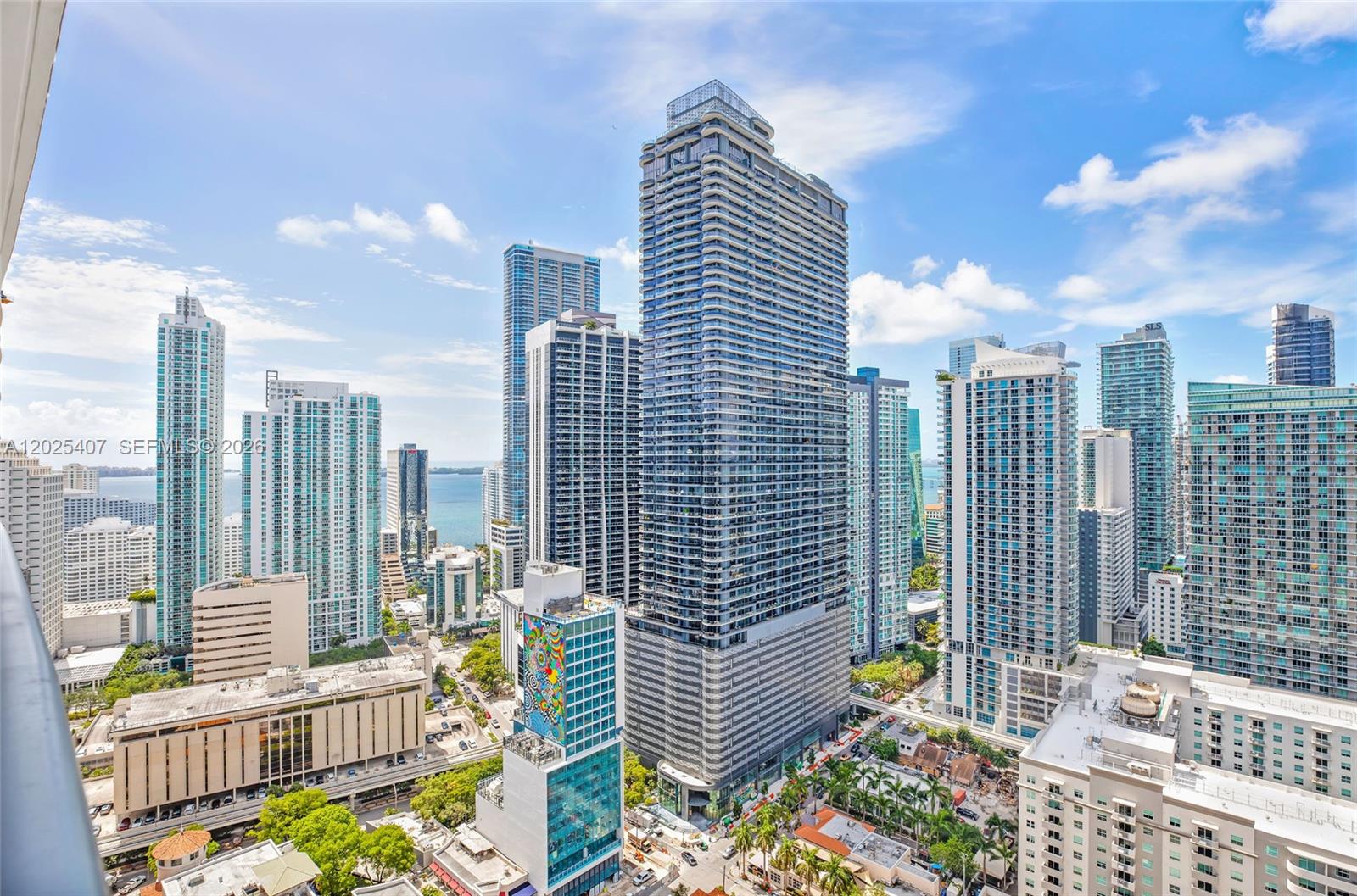 image Brickell Heights West32