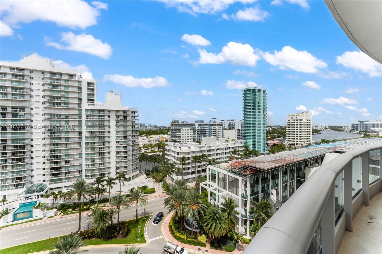 5959 Collins Ave #1201
