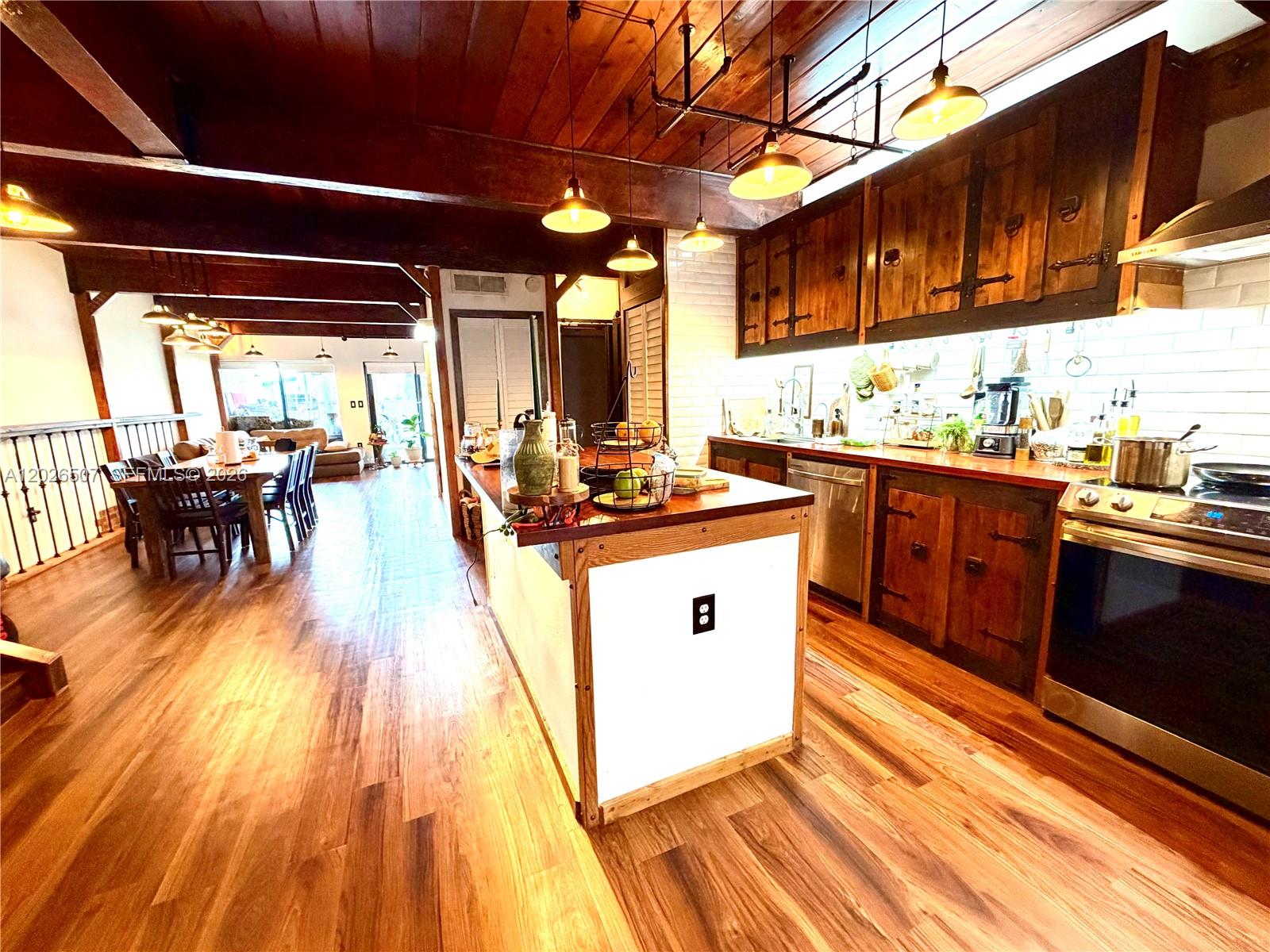 19440 NE 26th Ave #52B