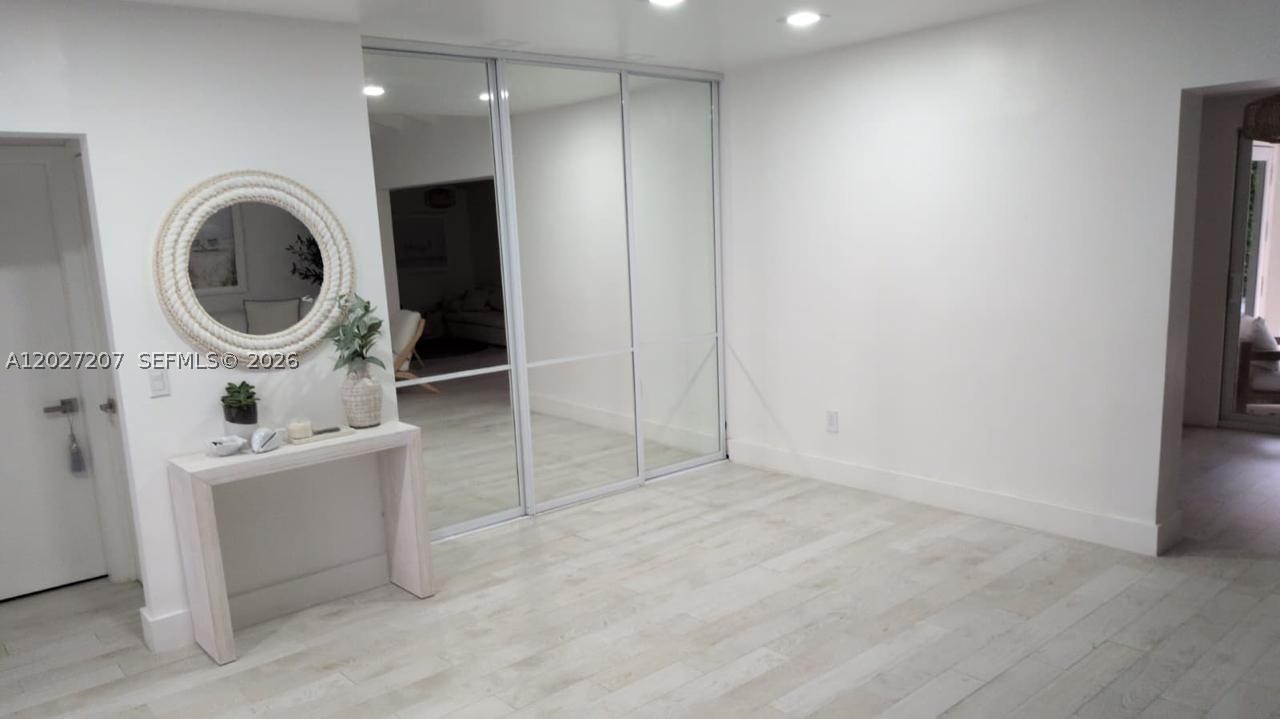 665 Allendale Rd Key Biscayne, FL 33149