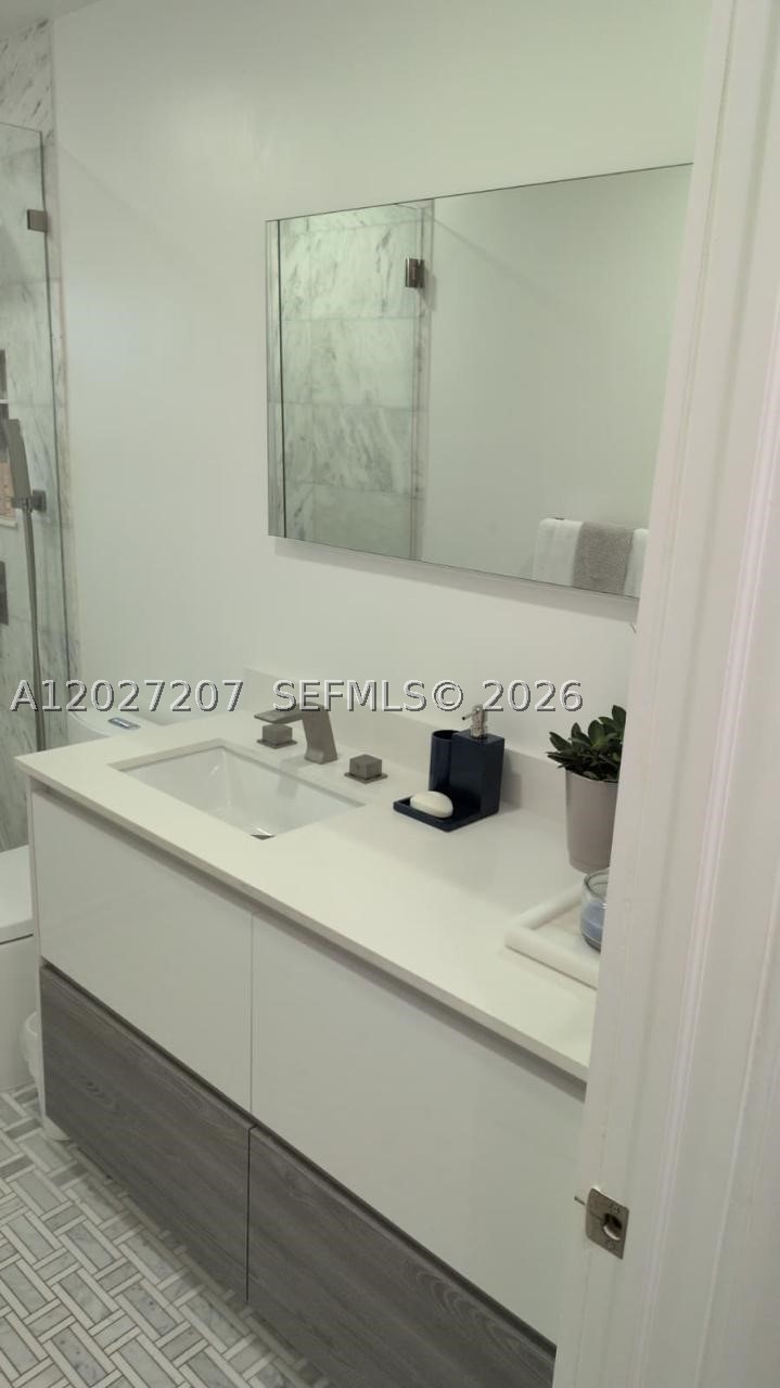 665 Allendale Rd Key Biscayne, FL 33149