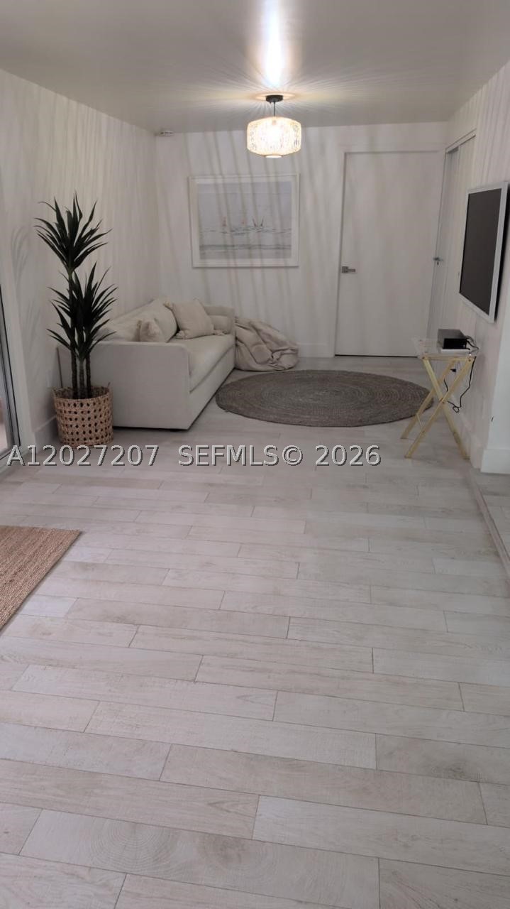 665 Allendale Rd Key Biscayne, FL 33149
