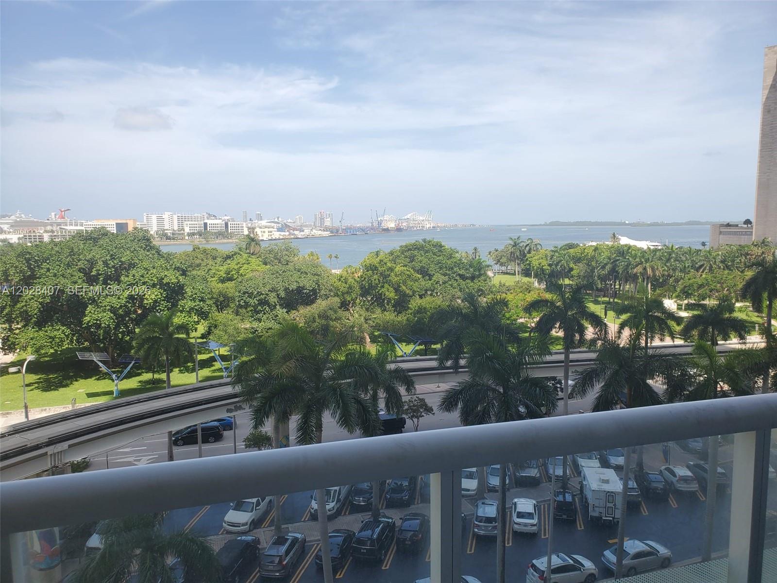 image 50 Biscayne15