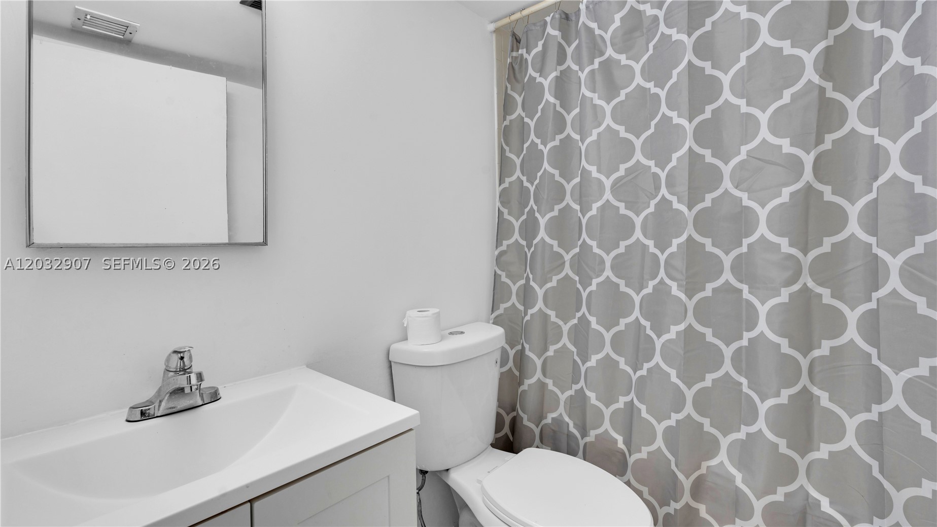 546 SW 1st St #603 Miami, FL 33130