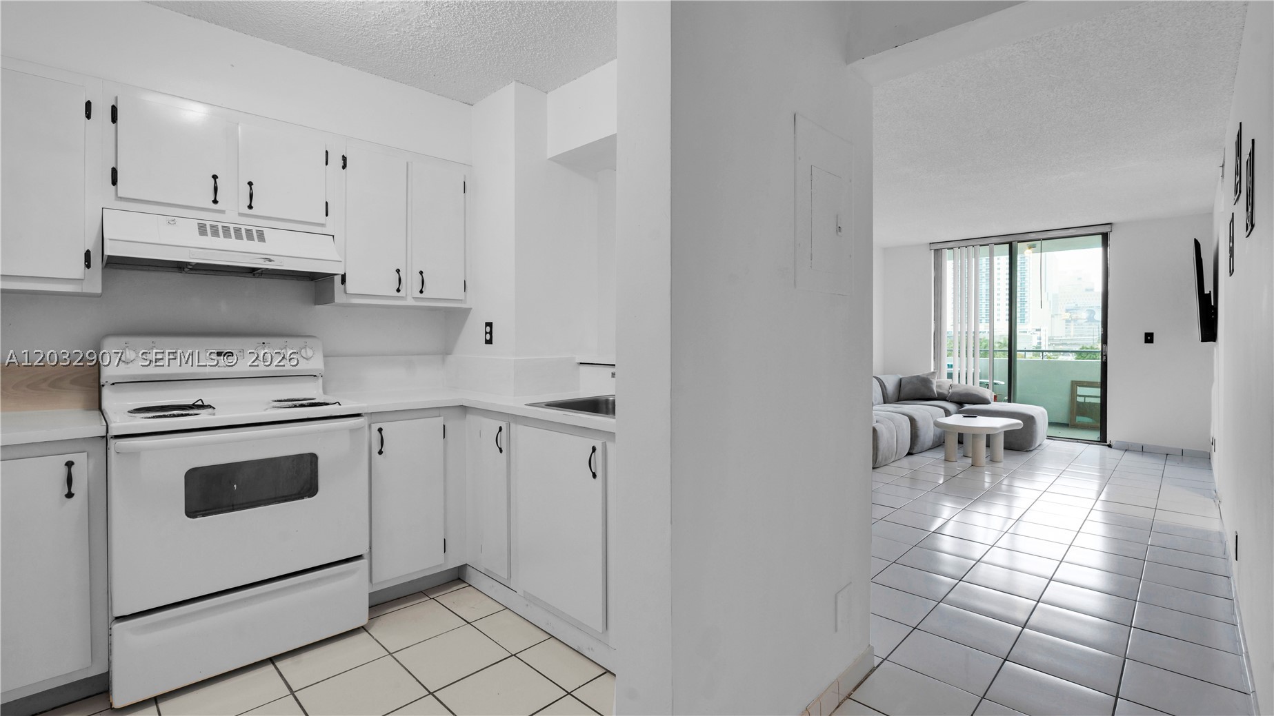 546 SW 1st St #603 Miami, FL 33130