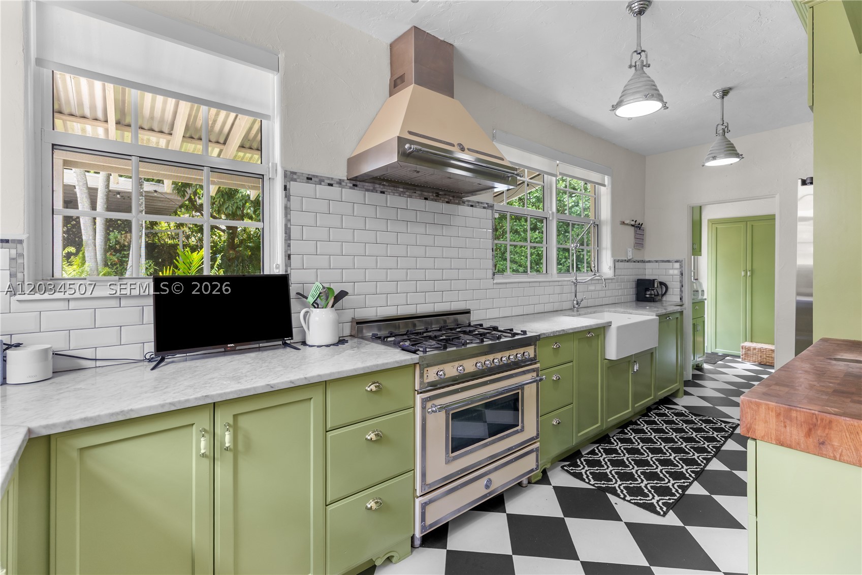 1511 SW 13th St Miami, FL 33145