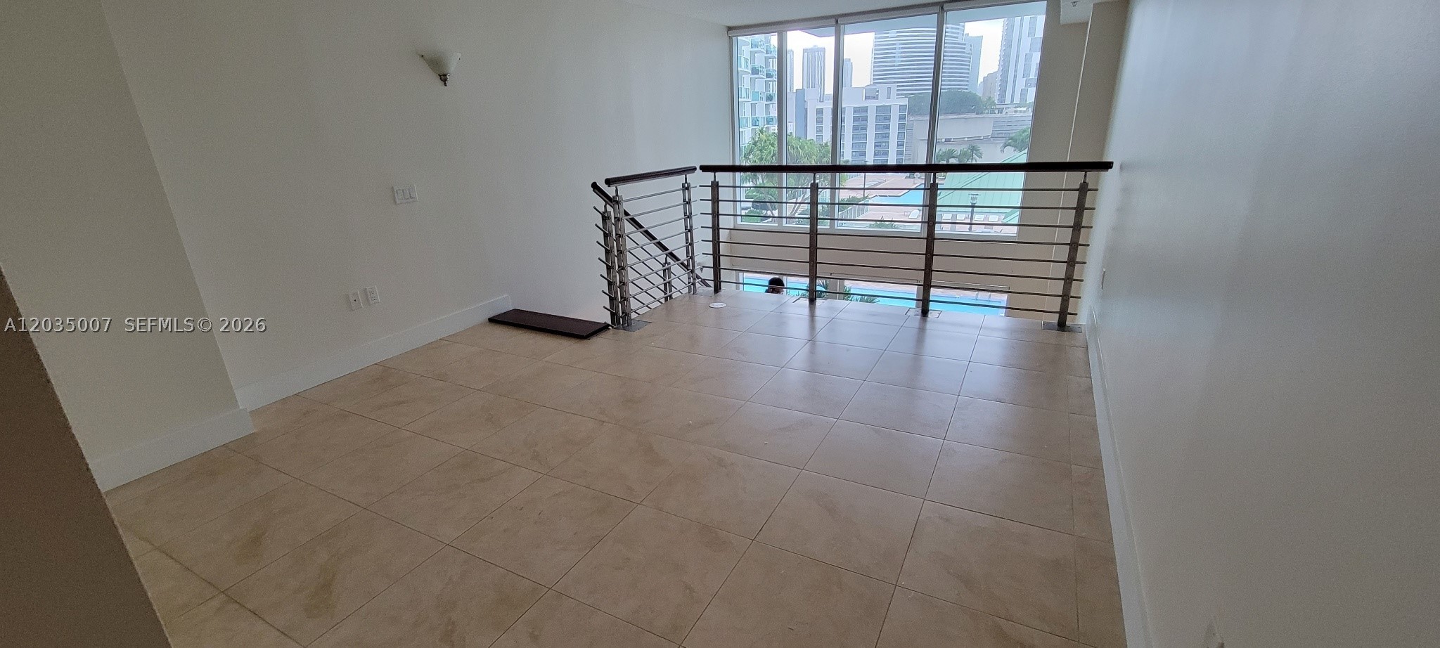 image Brickell on the River South3