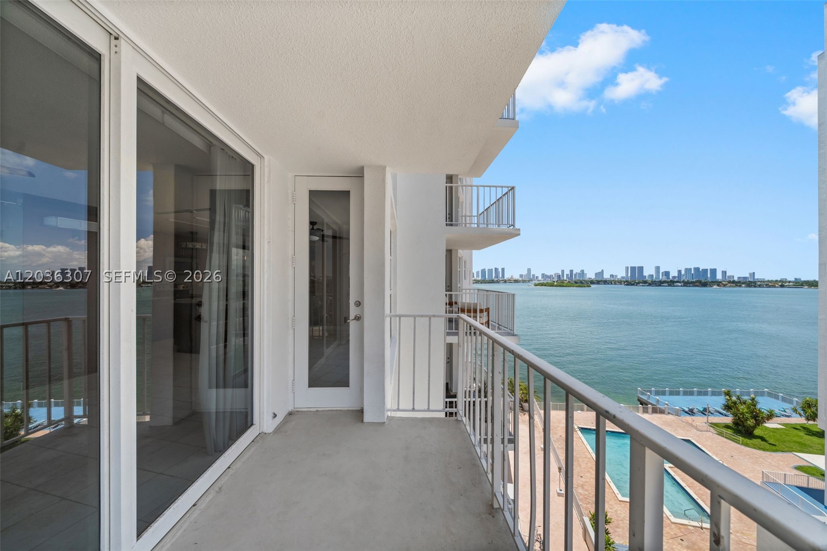 1228 West Ave #604