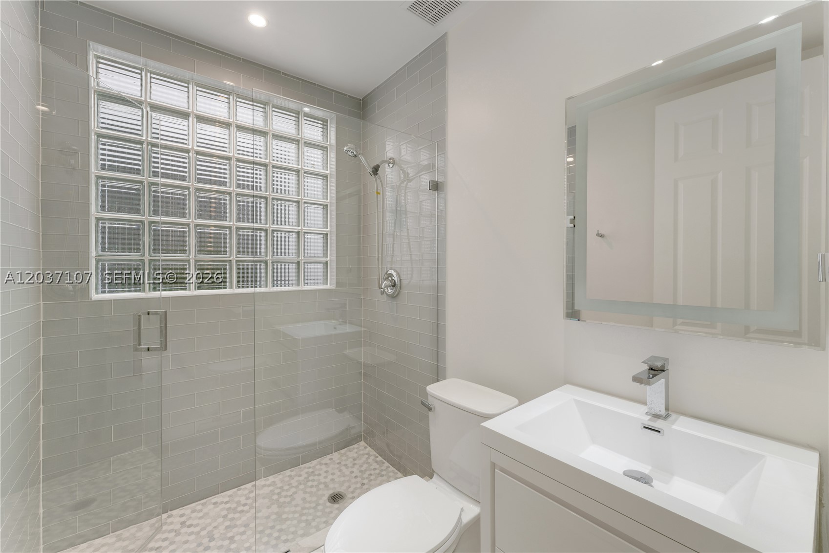 21156 NE 33rd Ave Aventura, FL 33180