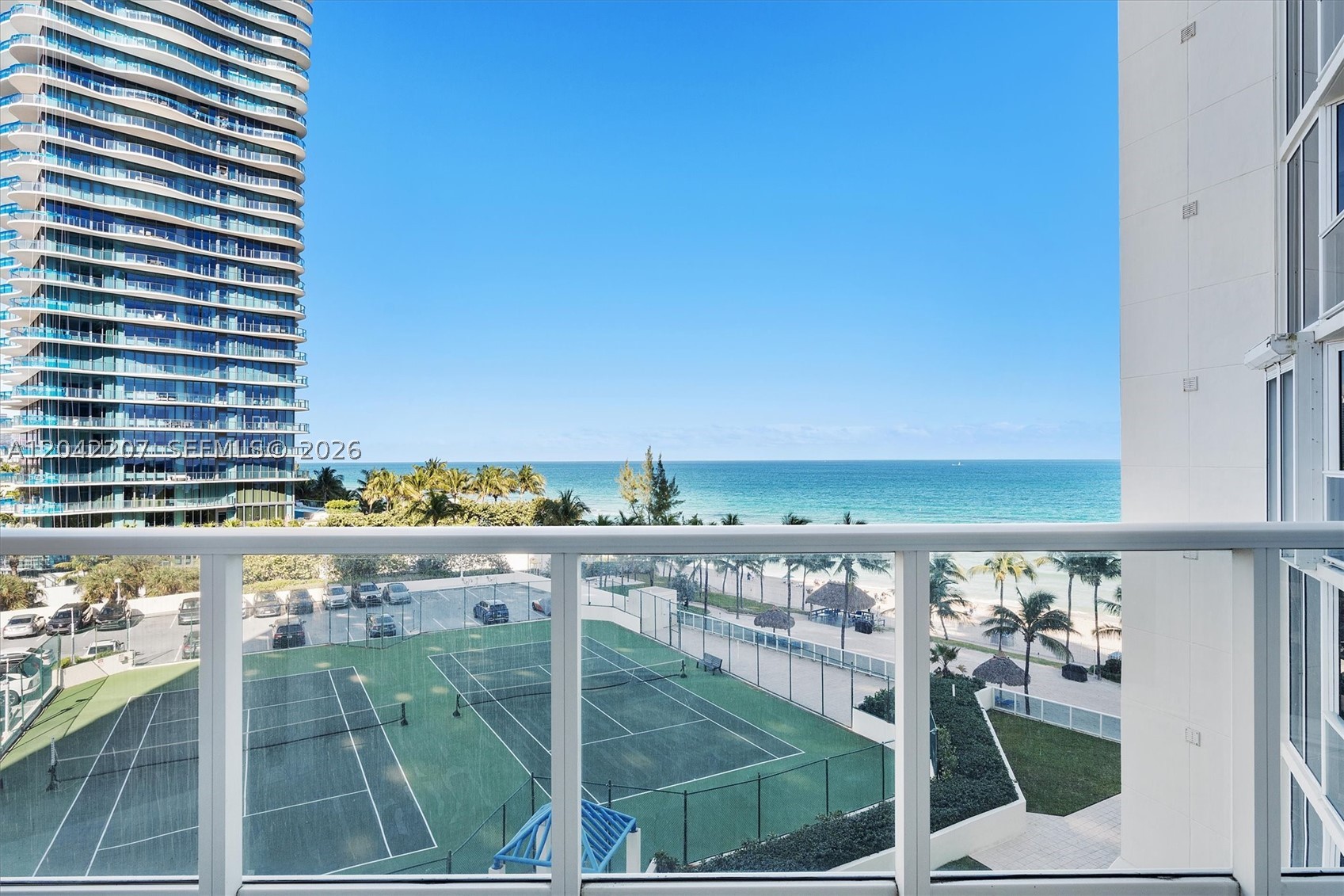 19333 Collins Ave #703 Sunny Isles Beach, FL 33160