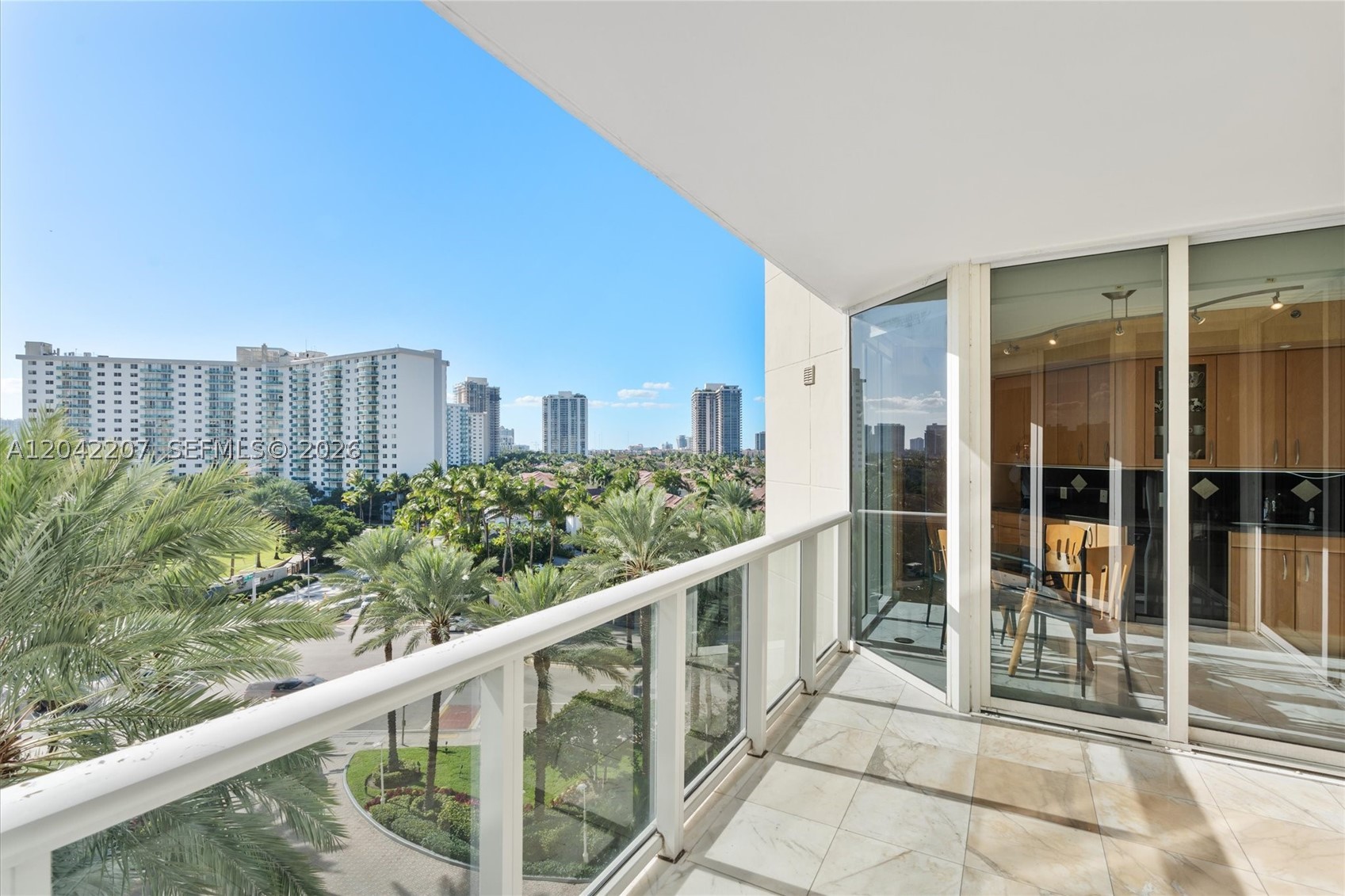 19333 Collins Ave #703 Sunny Isles Beach, FL 33160