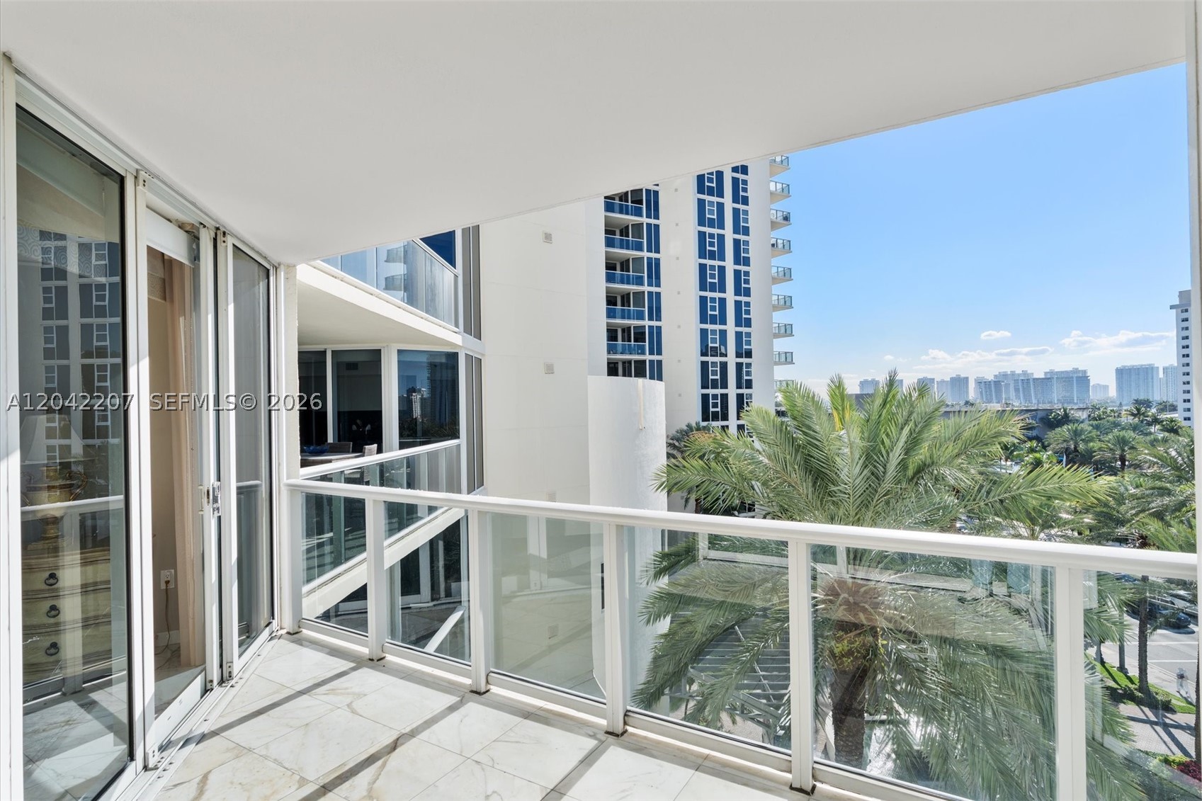 19333 Collins Ave #703 Sunny Isles Beach, FL 33160