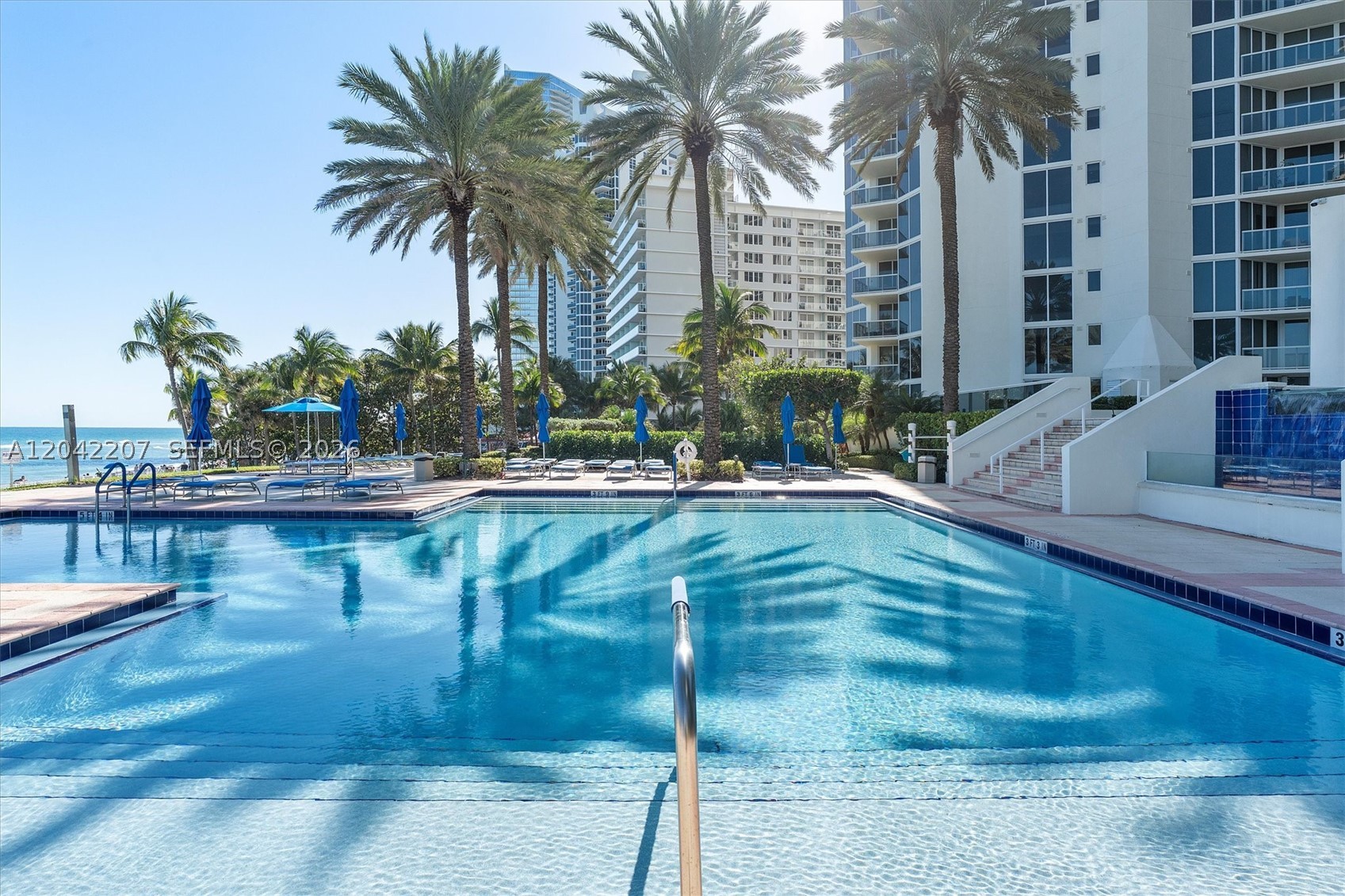 19333 Collins Ave #703 Sunny Isles Beach, FL 33160