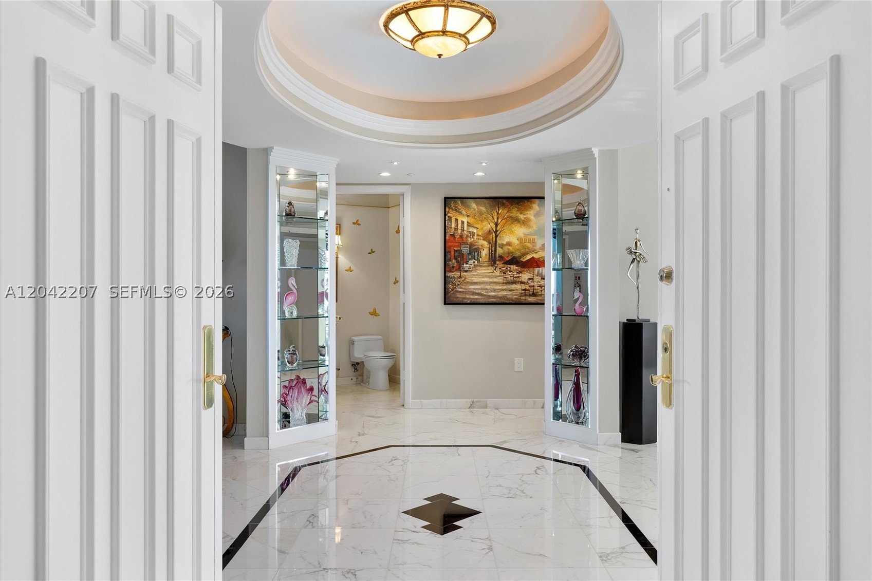 19333 Collins Ave #703 Sunny Isles Beach, FL 33160