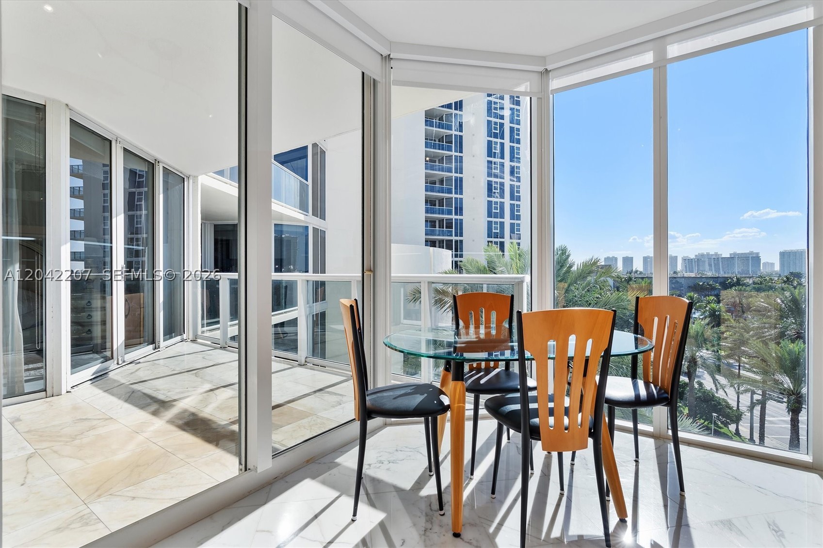 19333 Collins Ave #703 Sunny Isles Beach, FL 33160