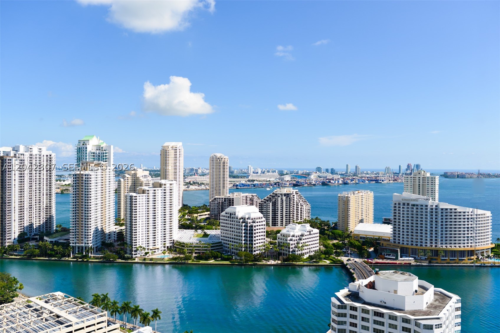 image The Plaza on Brickell East2